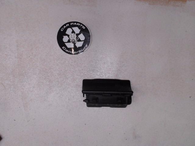 Ashtray -Tm pr1128 - waiting to recieve as return back