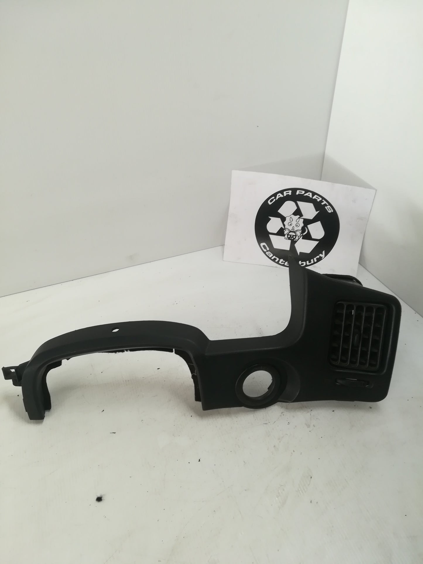 Ignition Trim & Dash Vent R