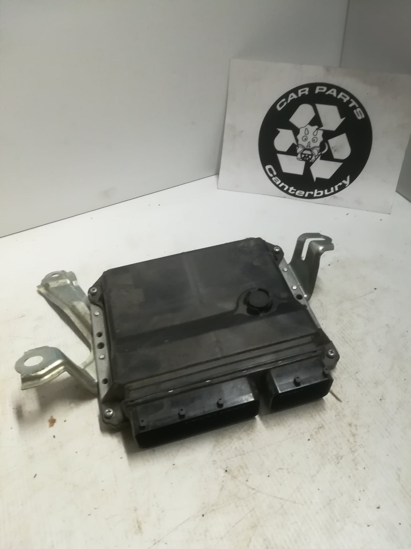 ECU 89661-52T00 212000-6720 - TM PR767