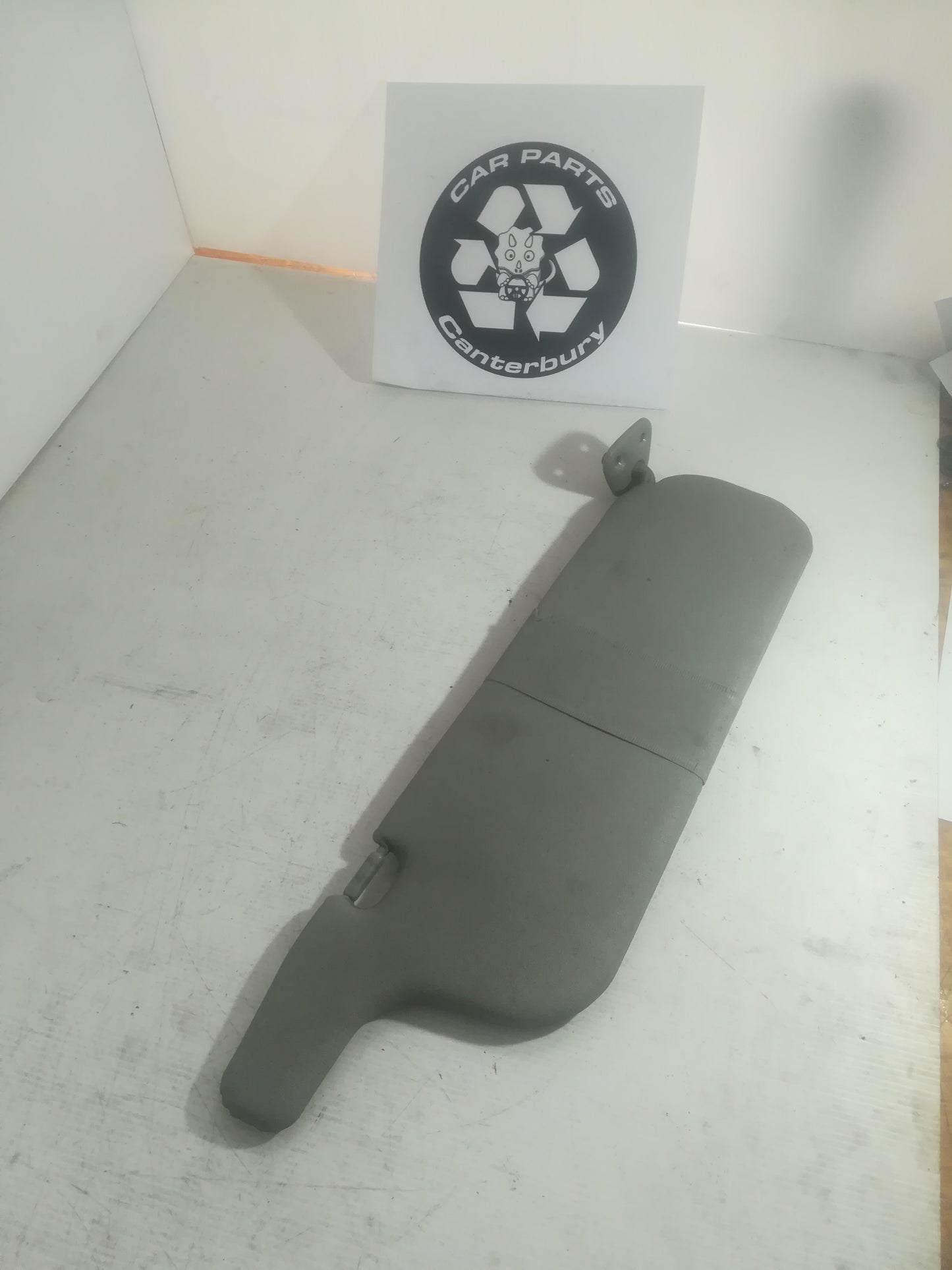 Sunvisor R