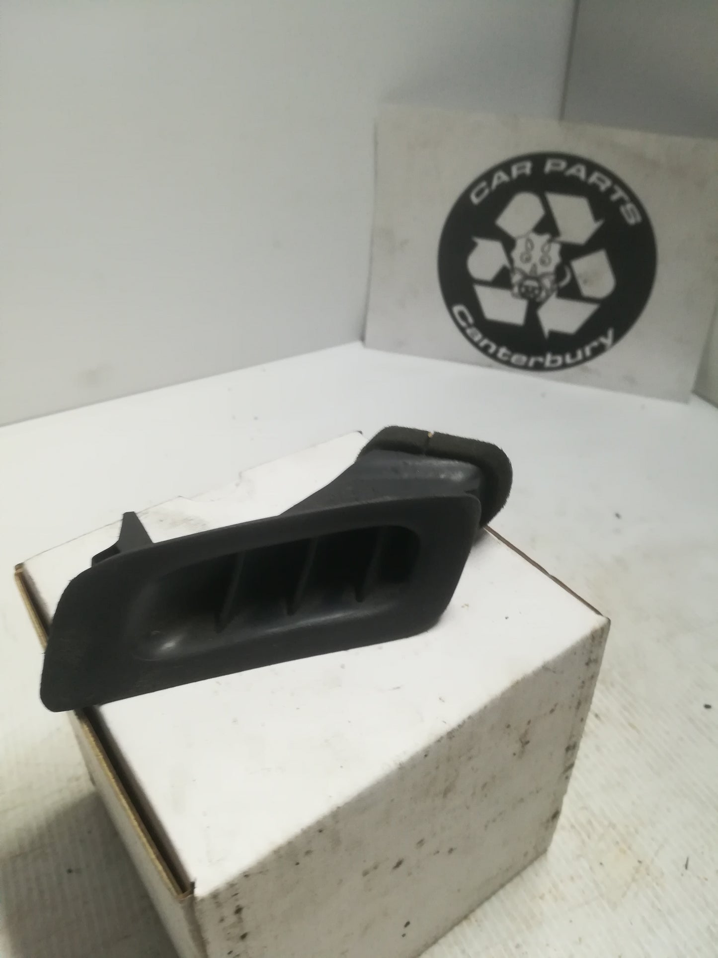Dash Vent