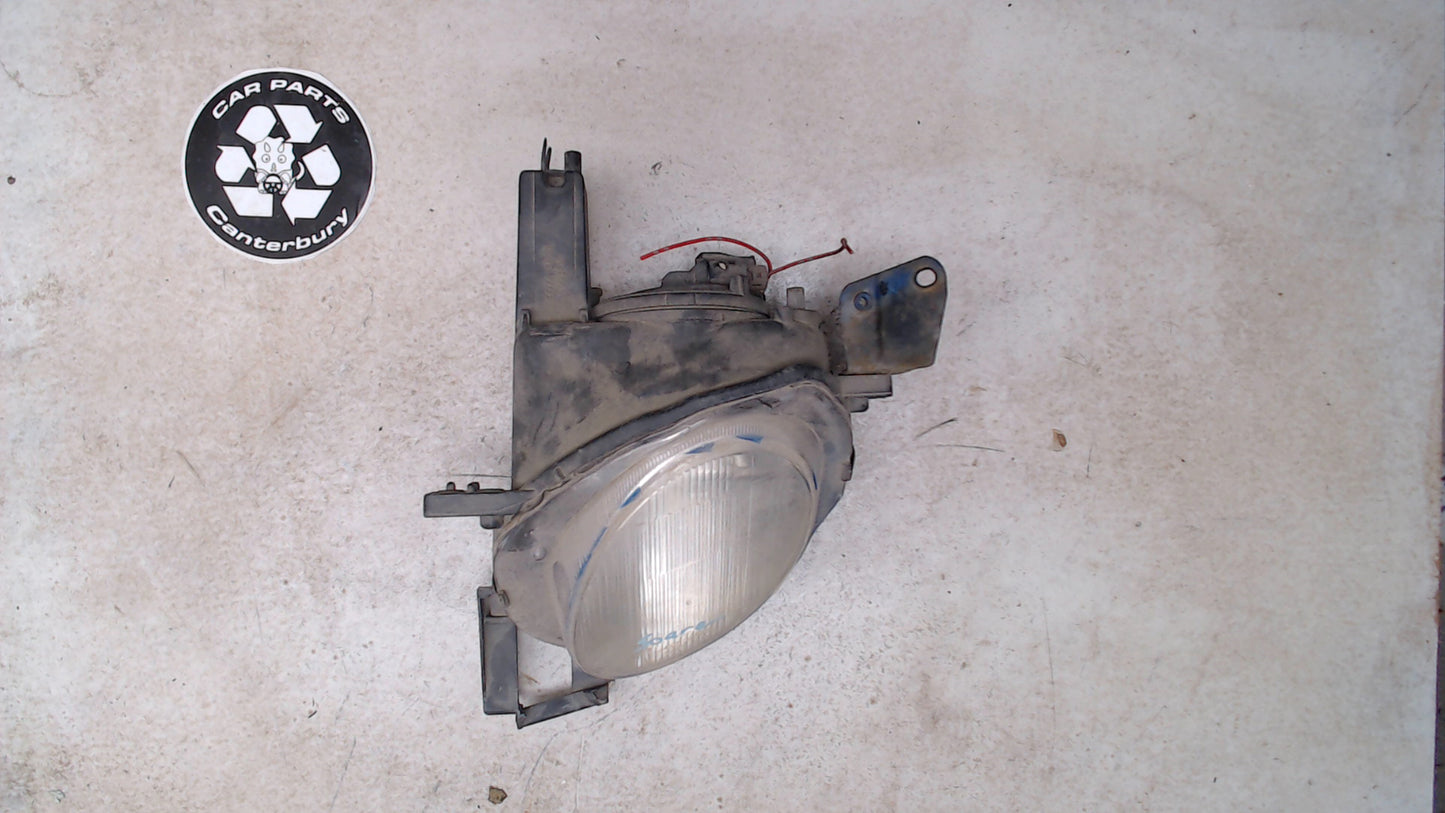 Left Headlight - XH52 - TM pR1519