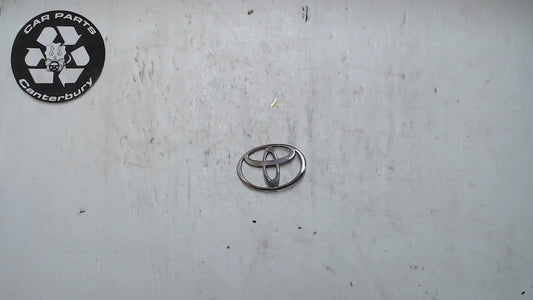Boot Badge - Toyota Logo adv tm 2781852527