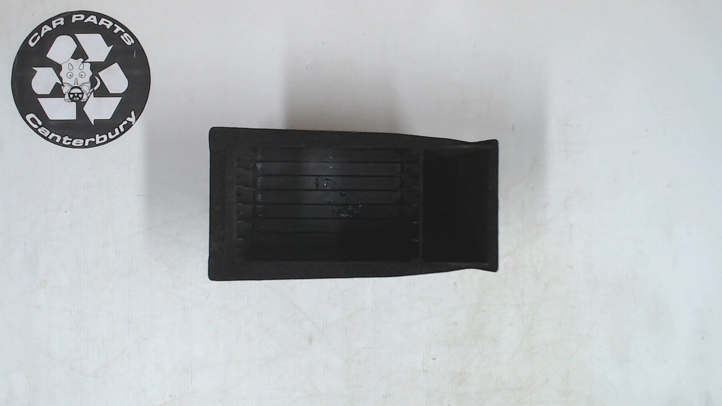 Center Console Box - w/CD 6xSpring loaded  Case Storage Slots