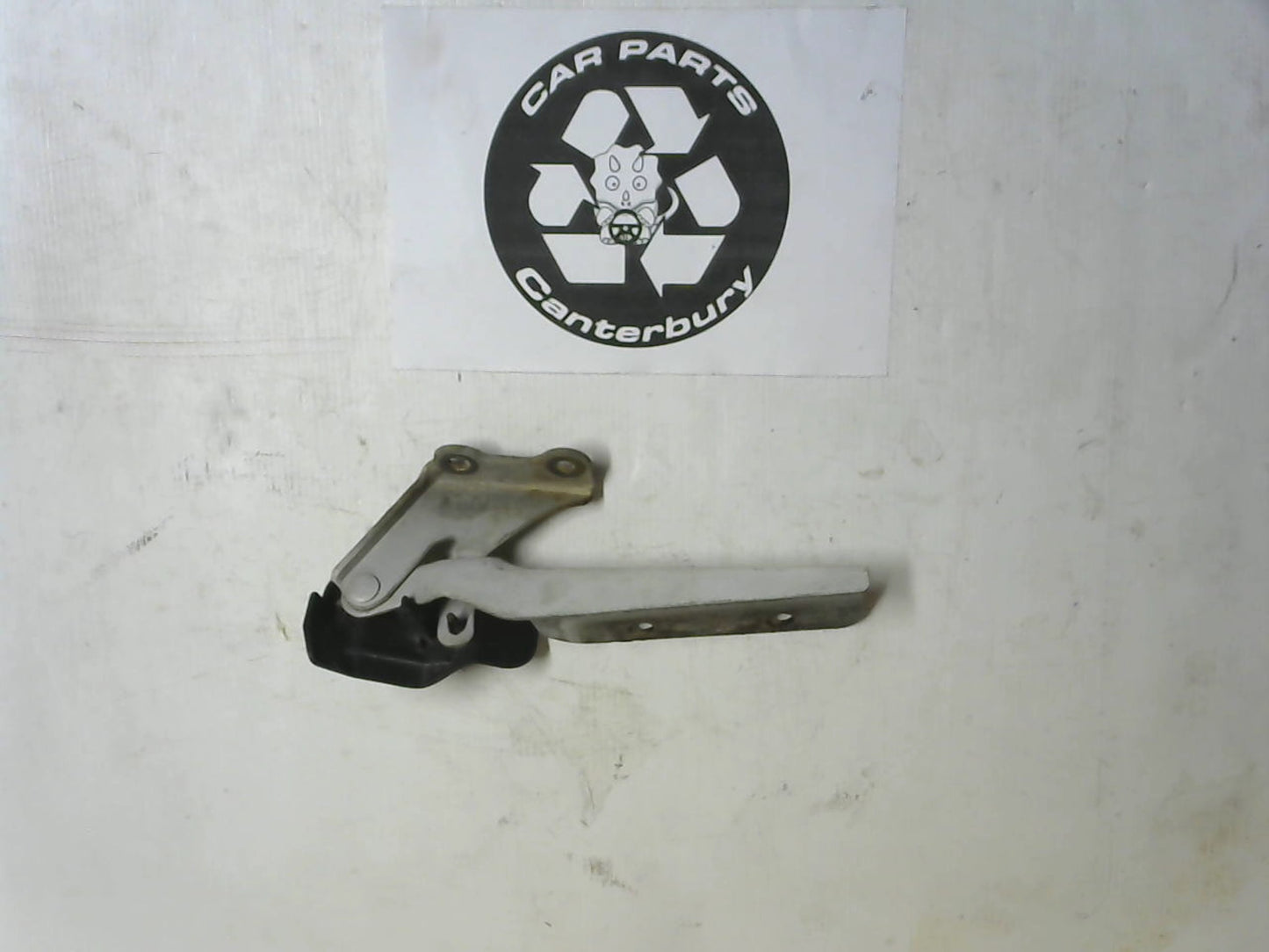 Bonnet Hinge L w/Trim