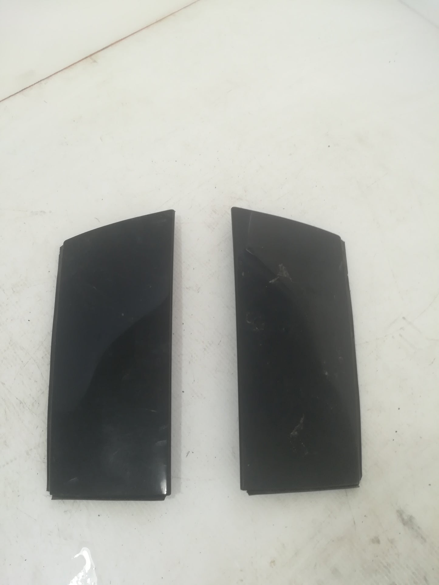 Exterior Trim x2 - B-Pillar - TM pR1500