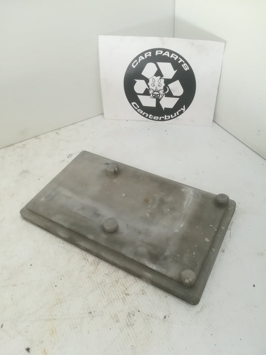 Battery tray