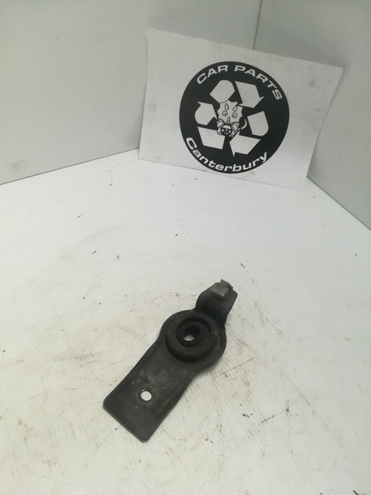 Radiator Mount R