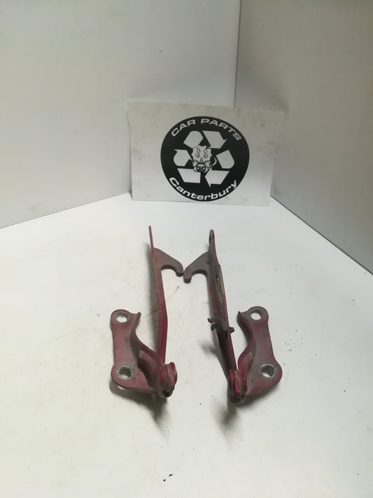 Bonnet Hinge - Red
