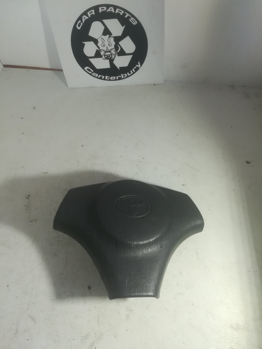 Steering wheel airbag