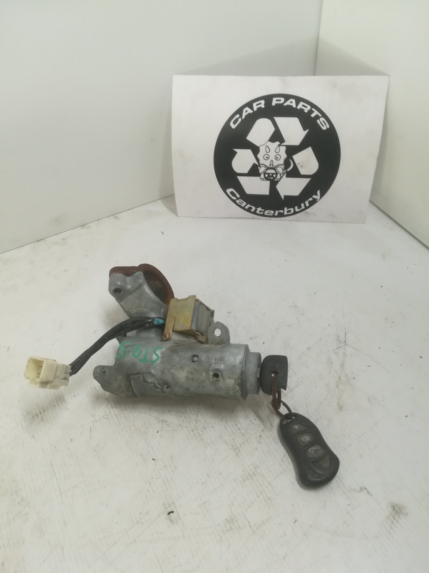 Ignition Barrel w/Key - No Switch