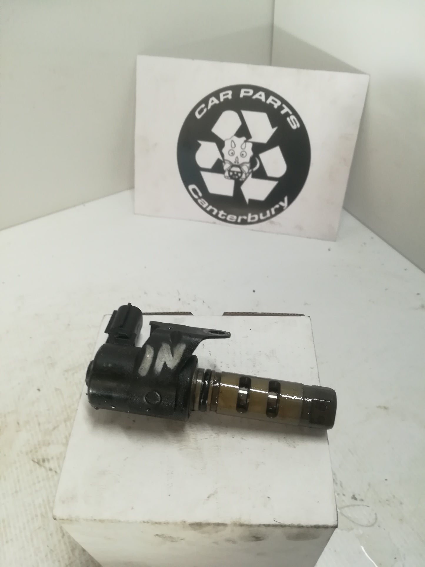 VVTi Solenoid - Intake -cap 	mbc783