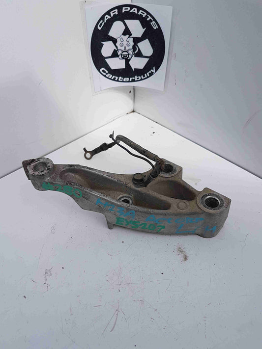 Bracket L - Engine to Gearbox ?