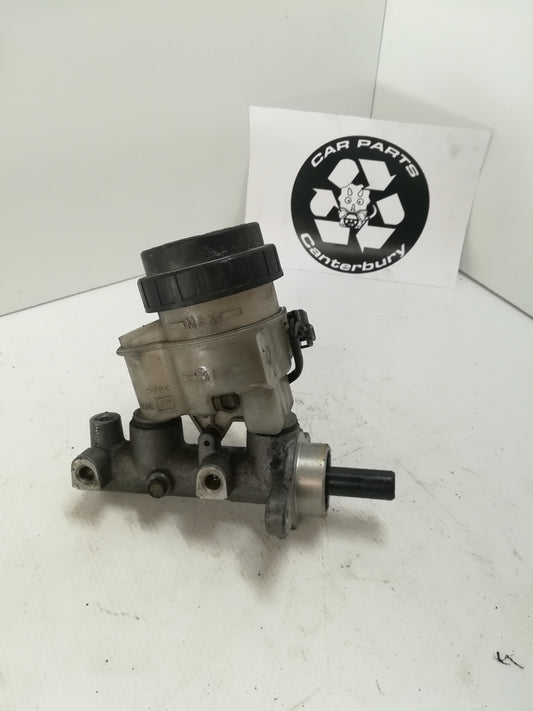 Brake Master Cylinder w/Level Sensor