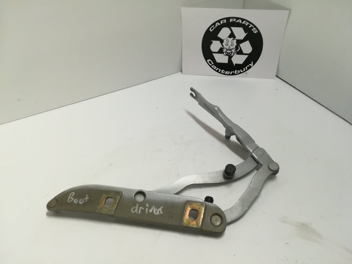 Boot Hinge R