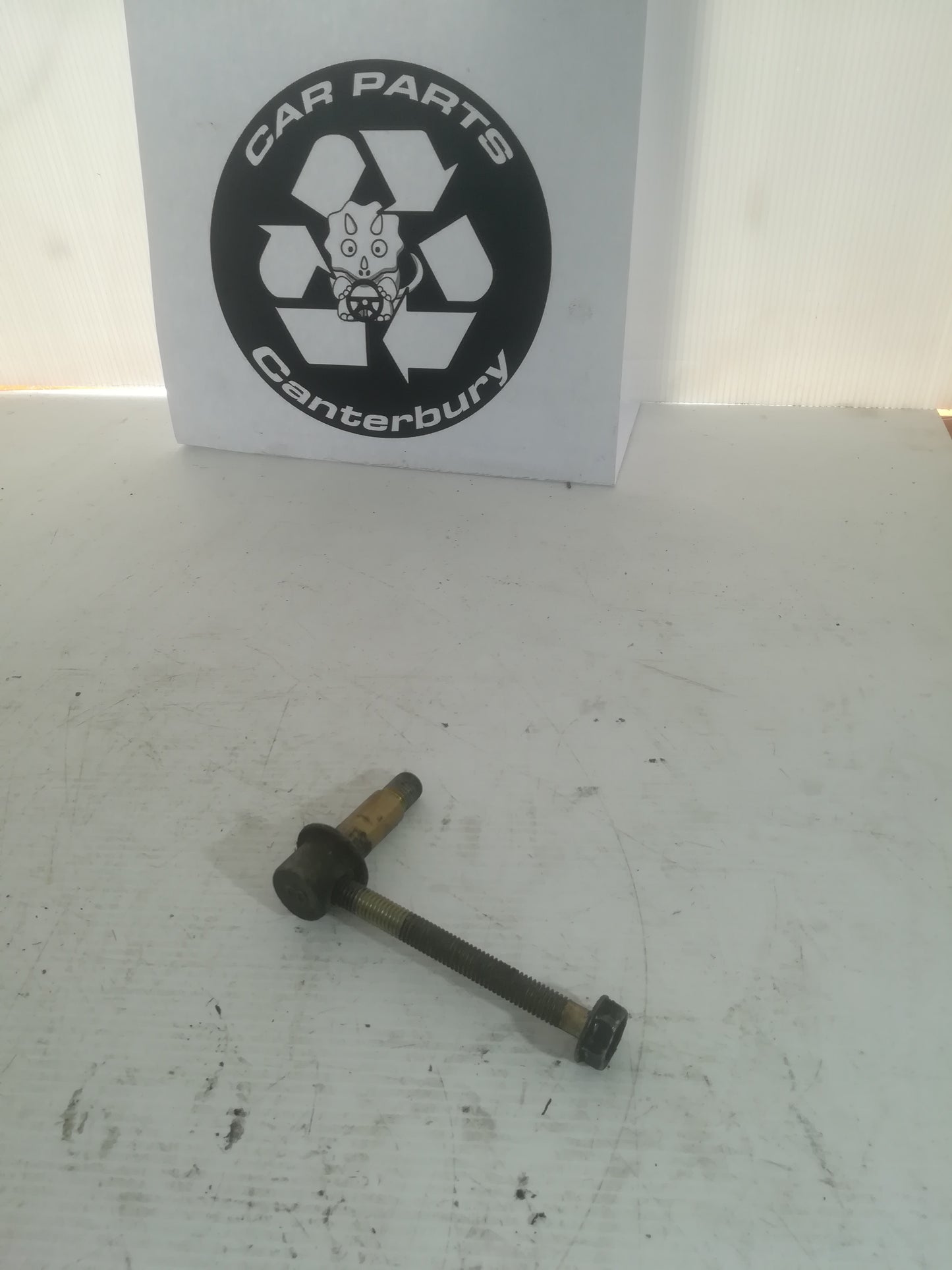 Tensioner bolt