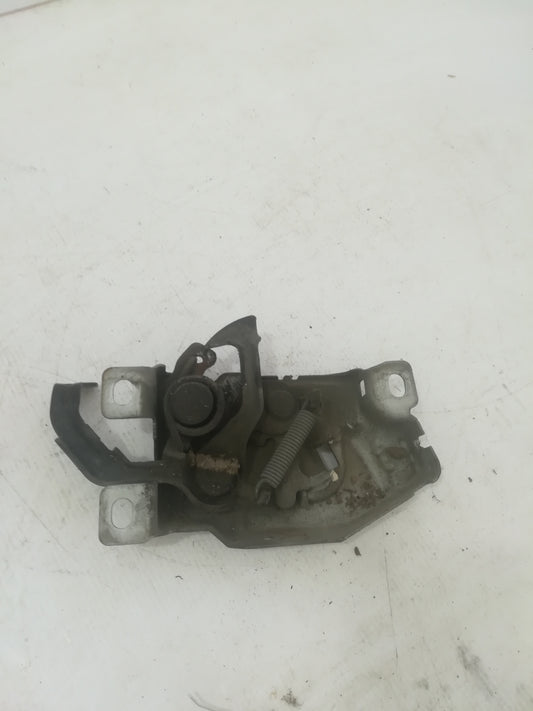 Bonnet Latch