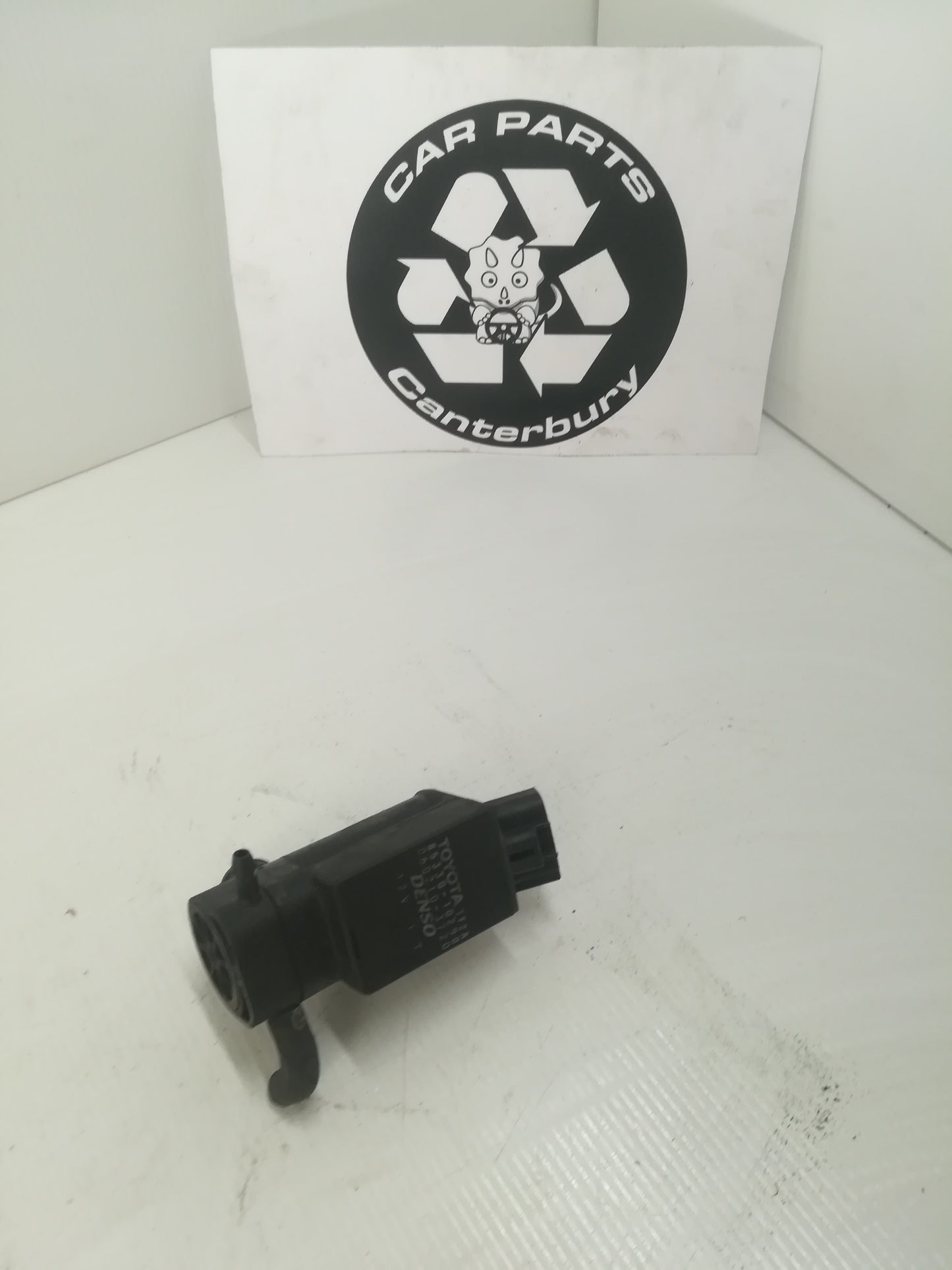 washer pump  85330-10290