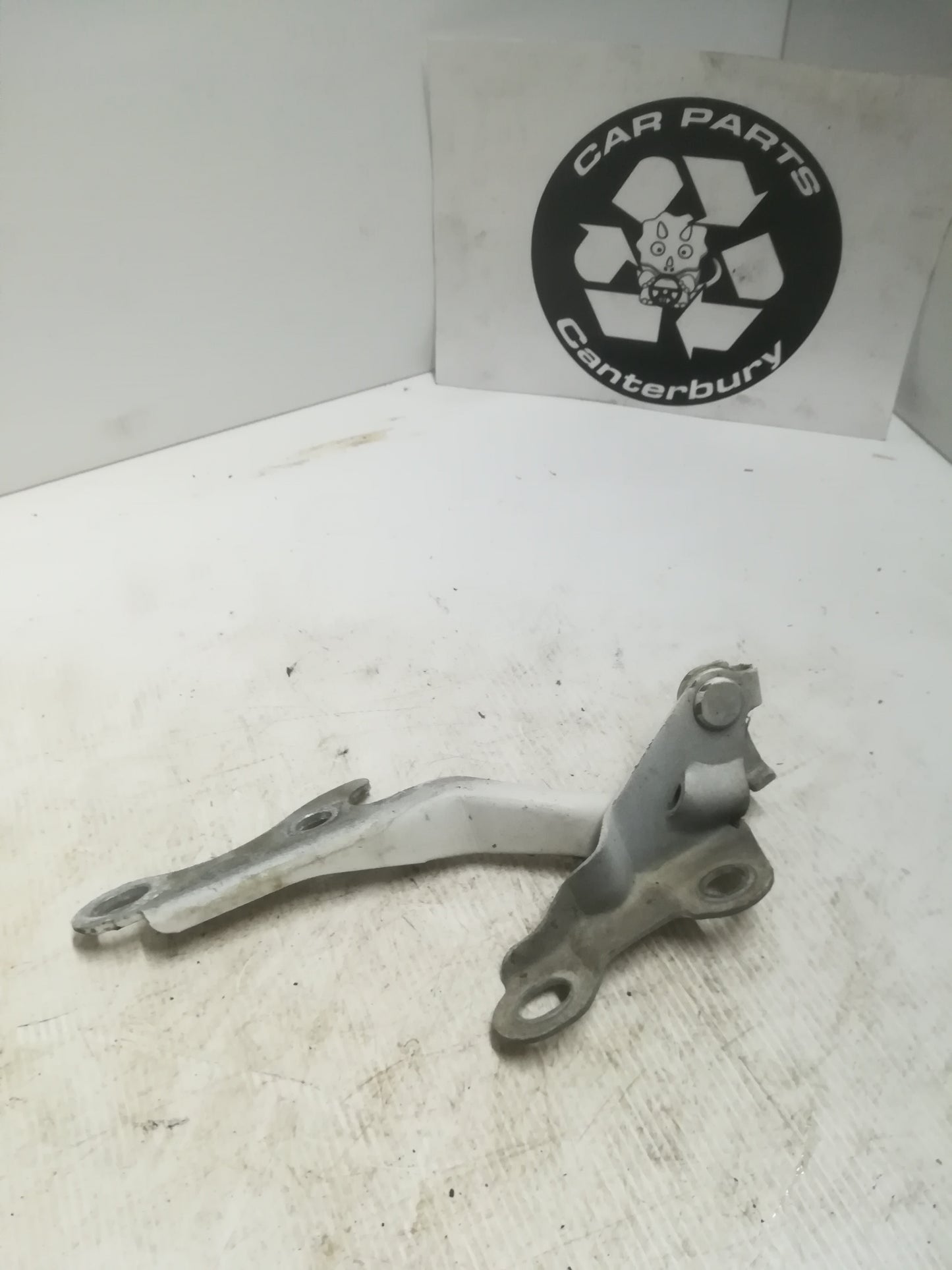 Bonnet Hinge L