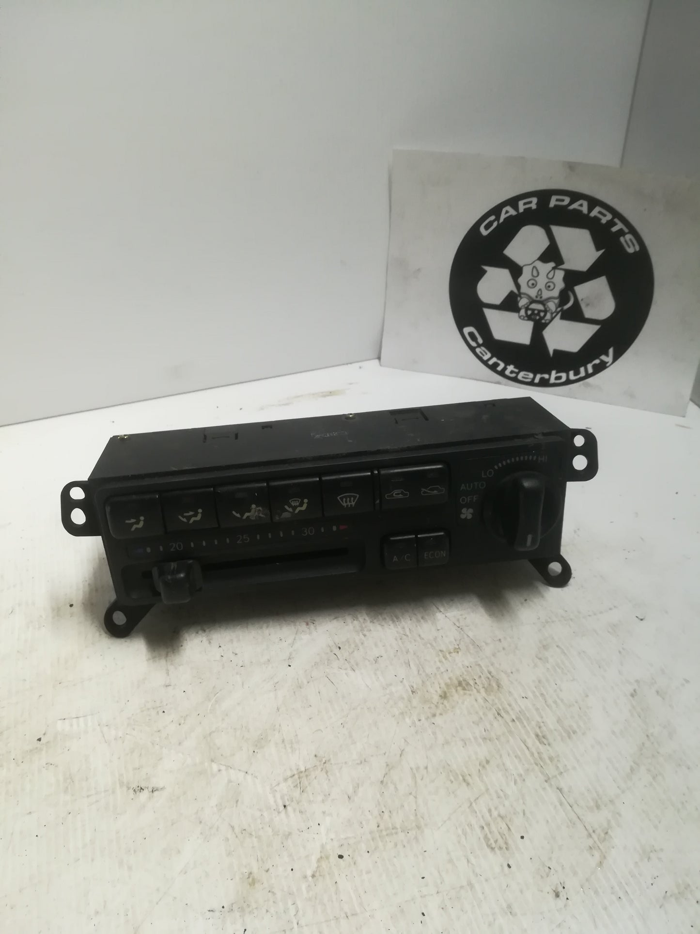 Heater & A/C Controls *KNOB SOLD*