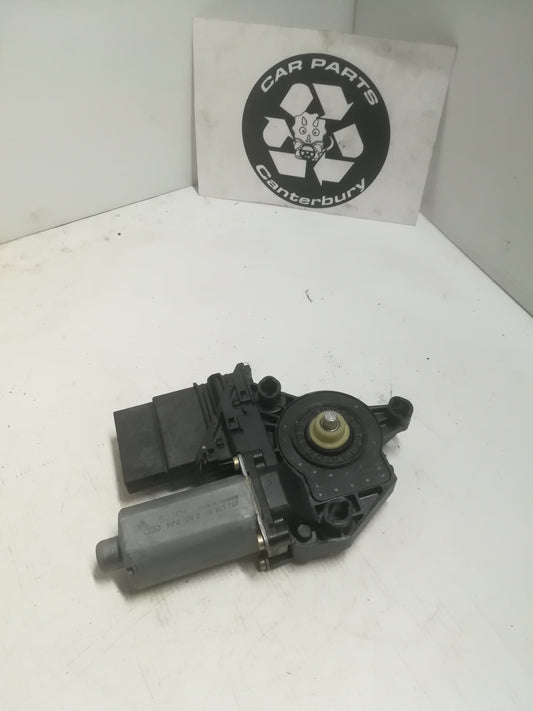 Window Regulator Motor R/L