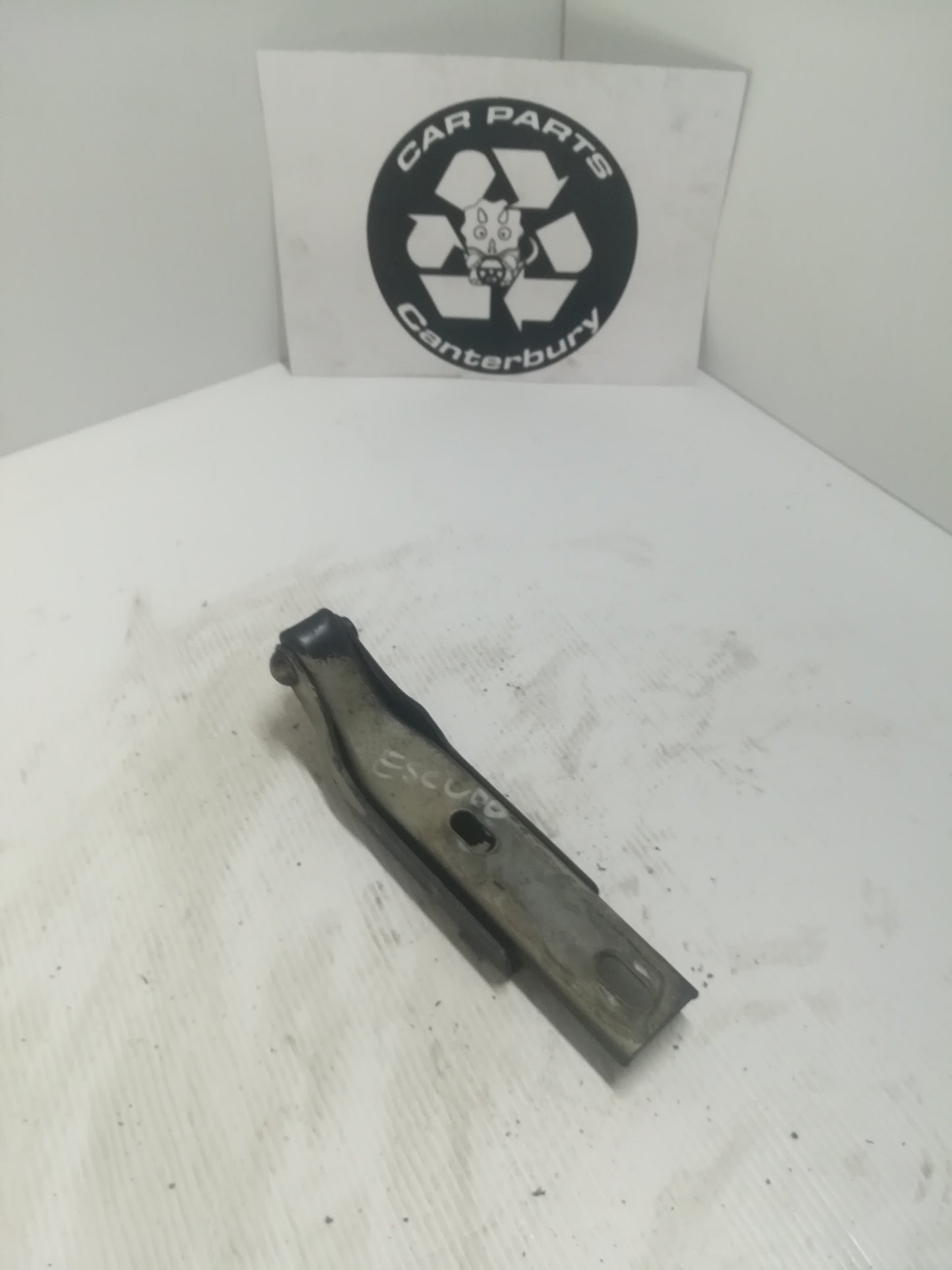 Bonnet Hinge