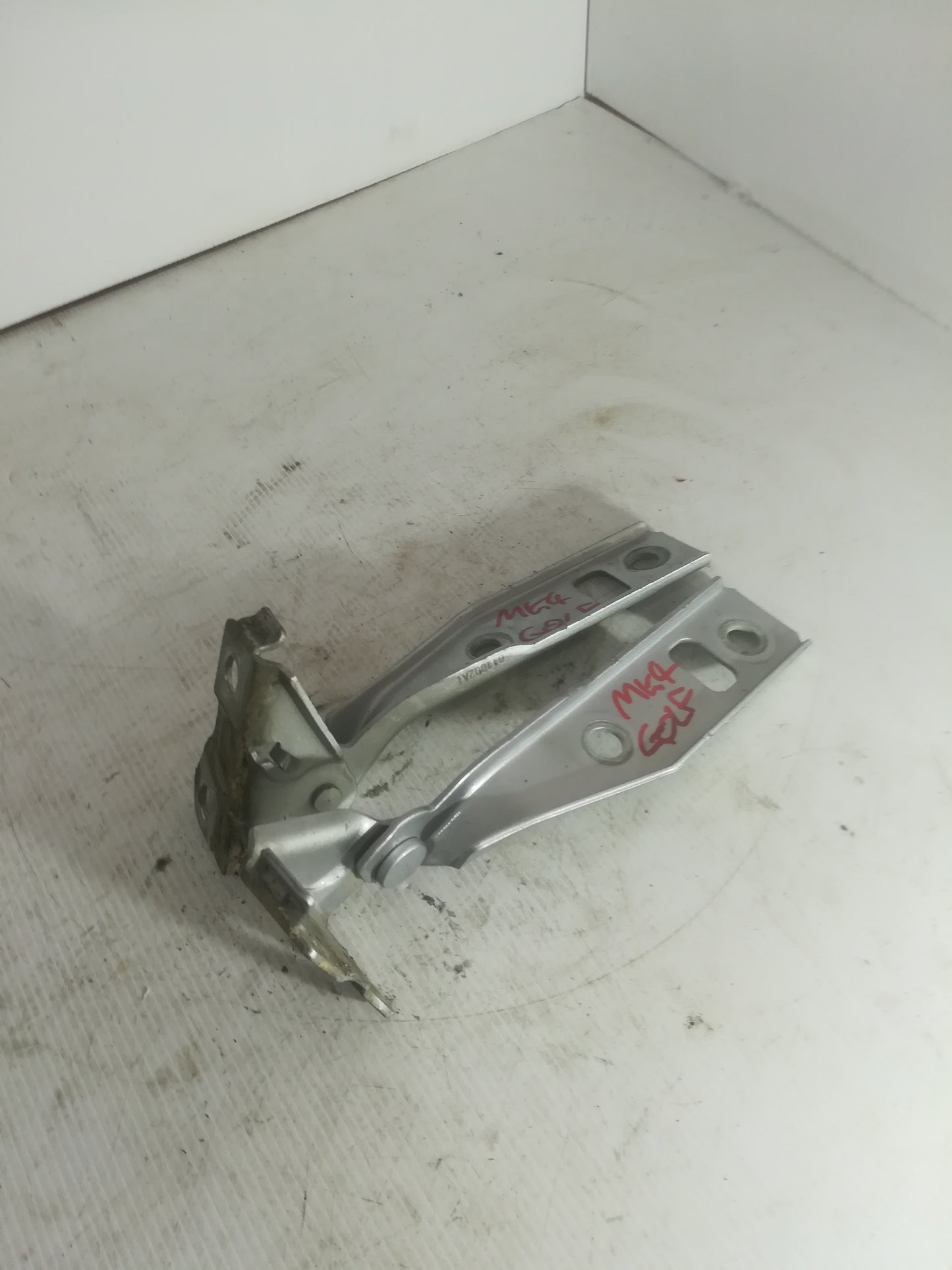 Bonnet Hinge Pair