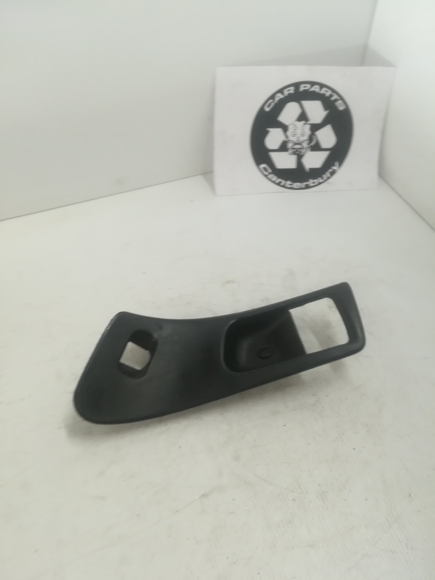 Passenger Door Cup