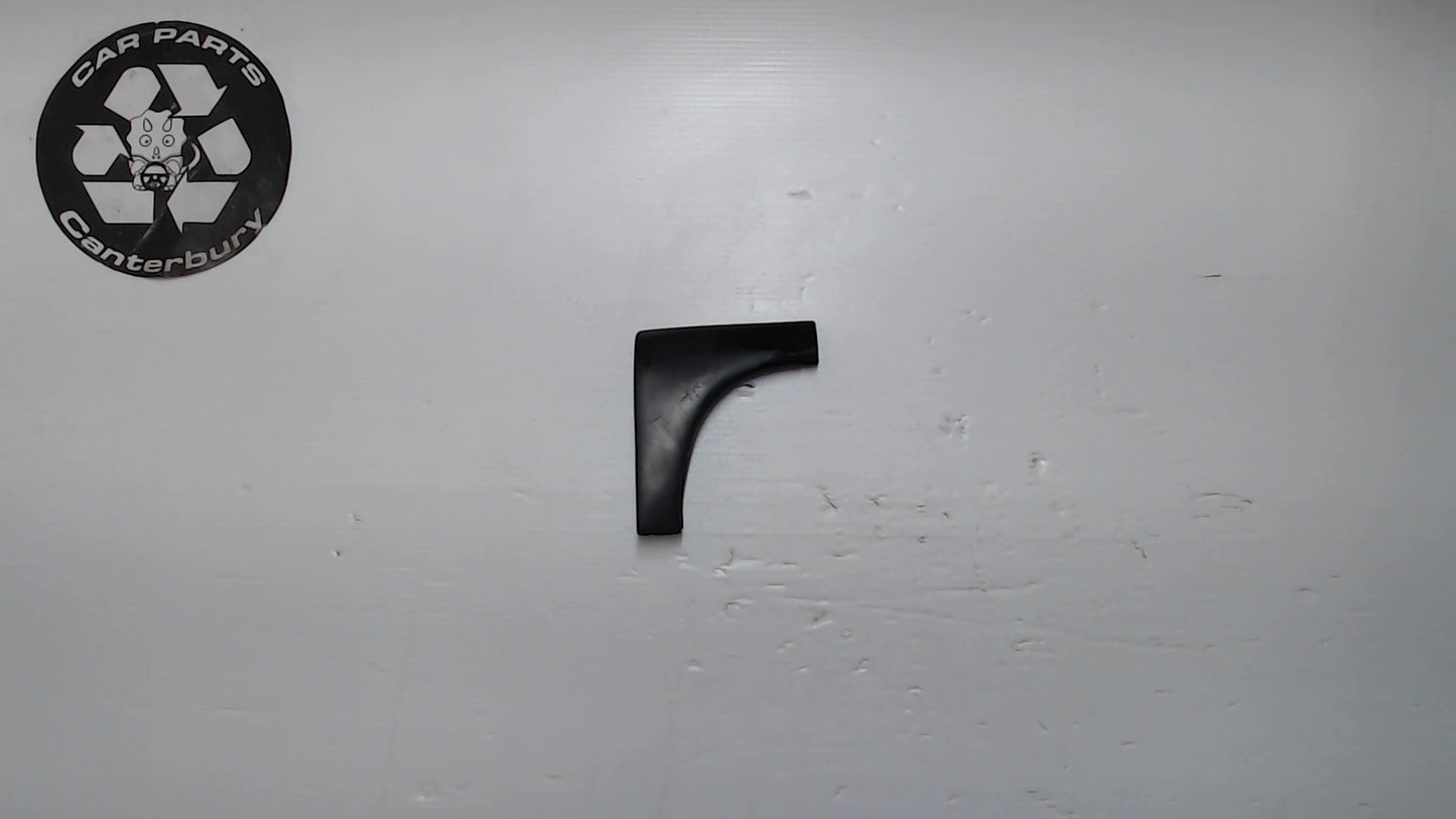 Windscreen Trim L - Upper Corner