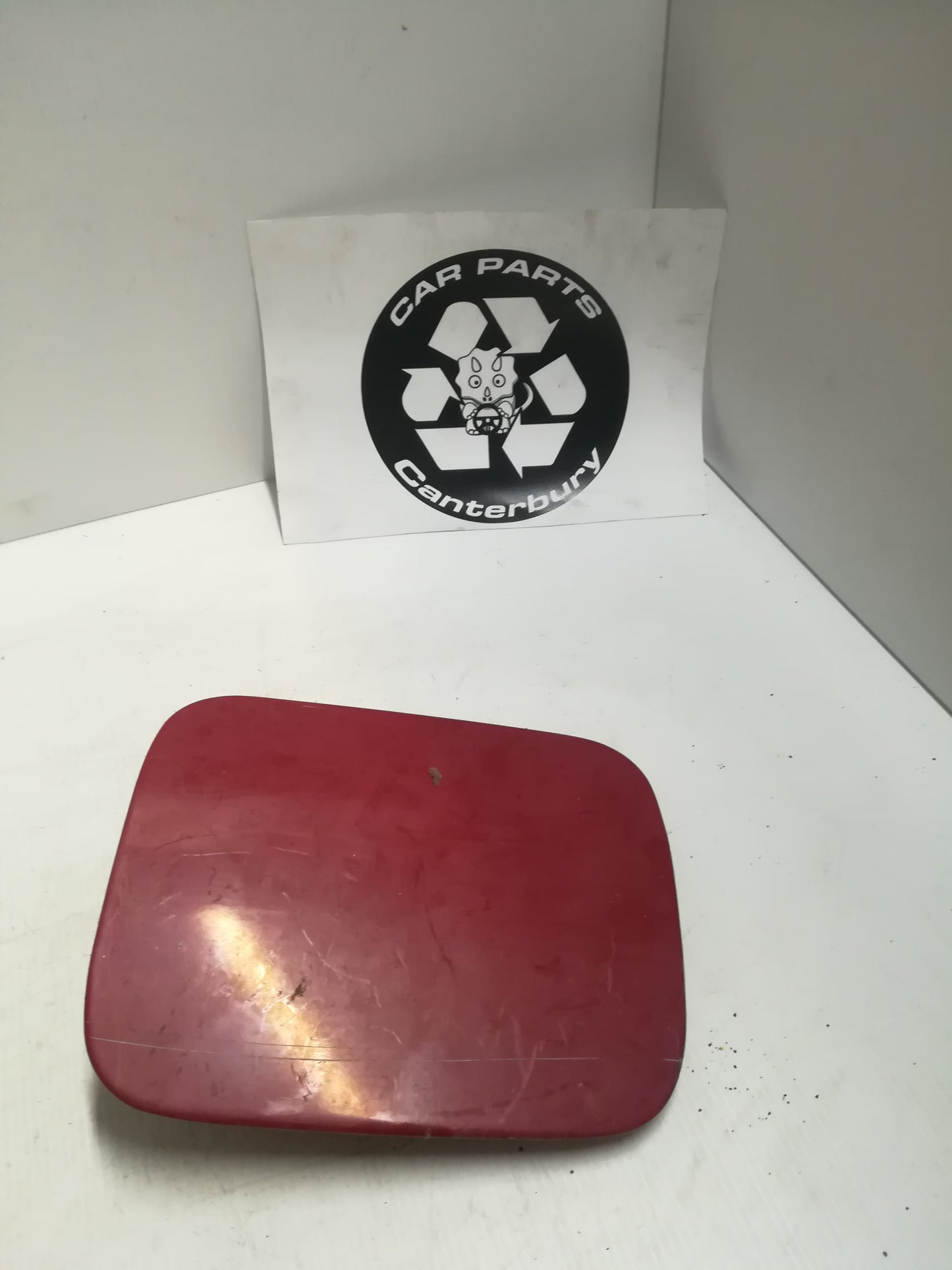 Red Fuel flap