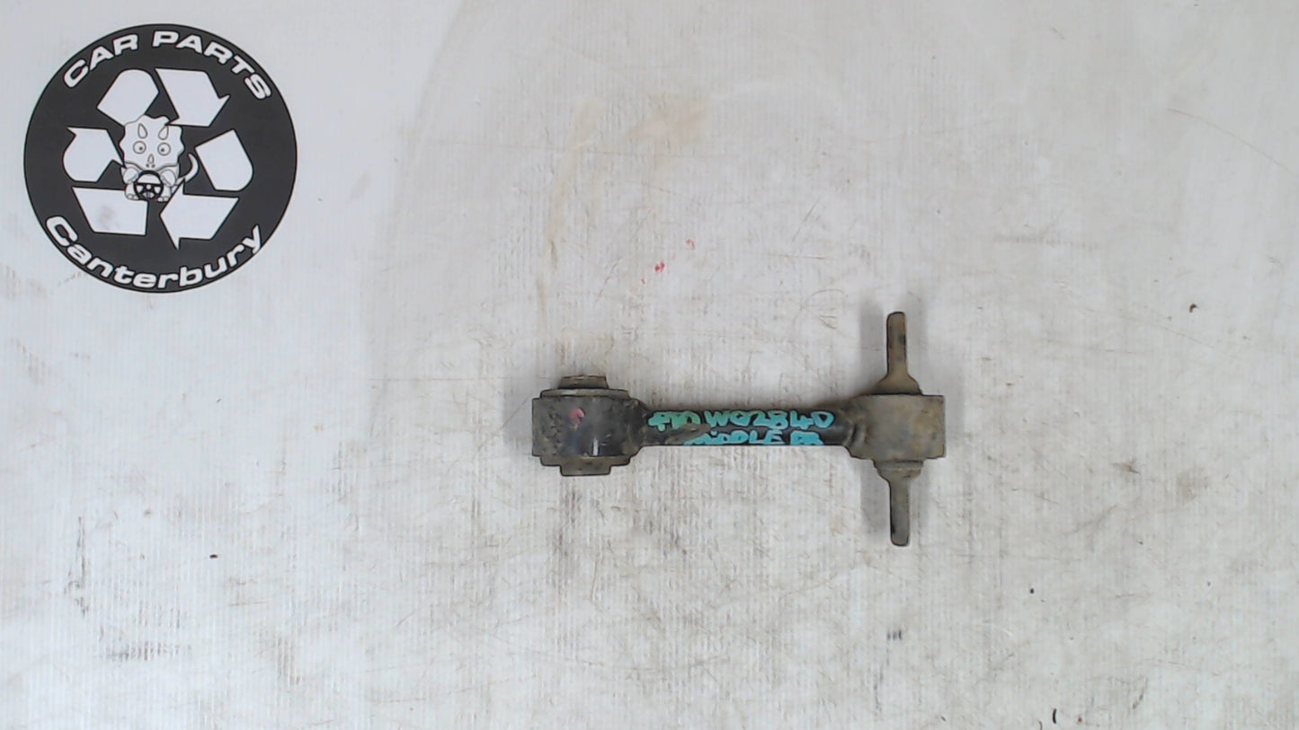 Control Arm R/R - Middle