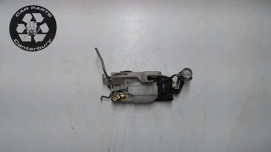 Door Latch R