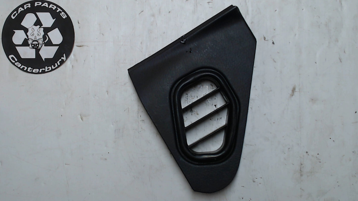 A/C Vent Moulding - Dash R