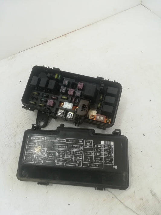Relay & Fuse Box