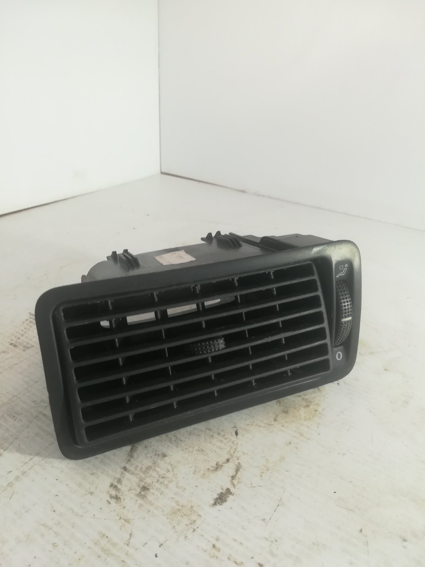 Dash Vent - 1J2819703C