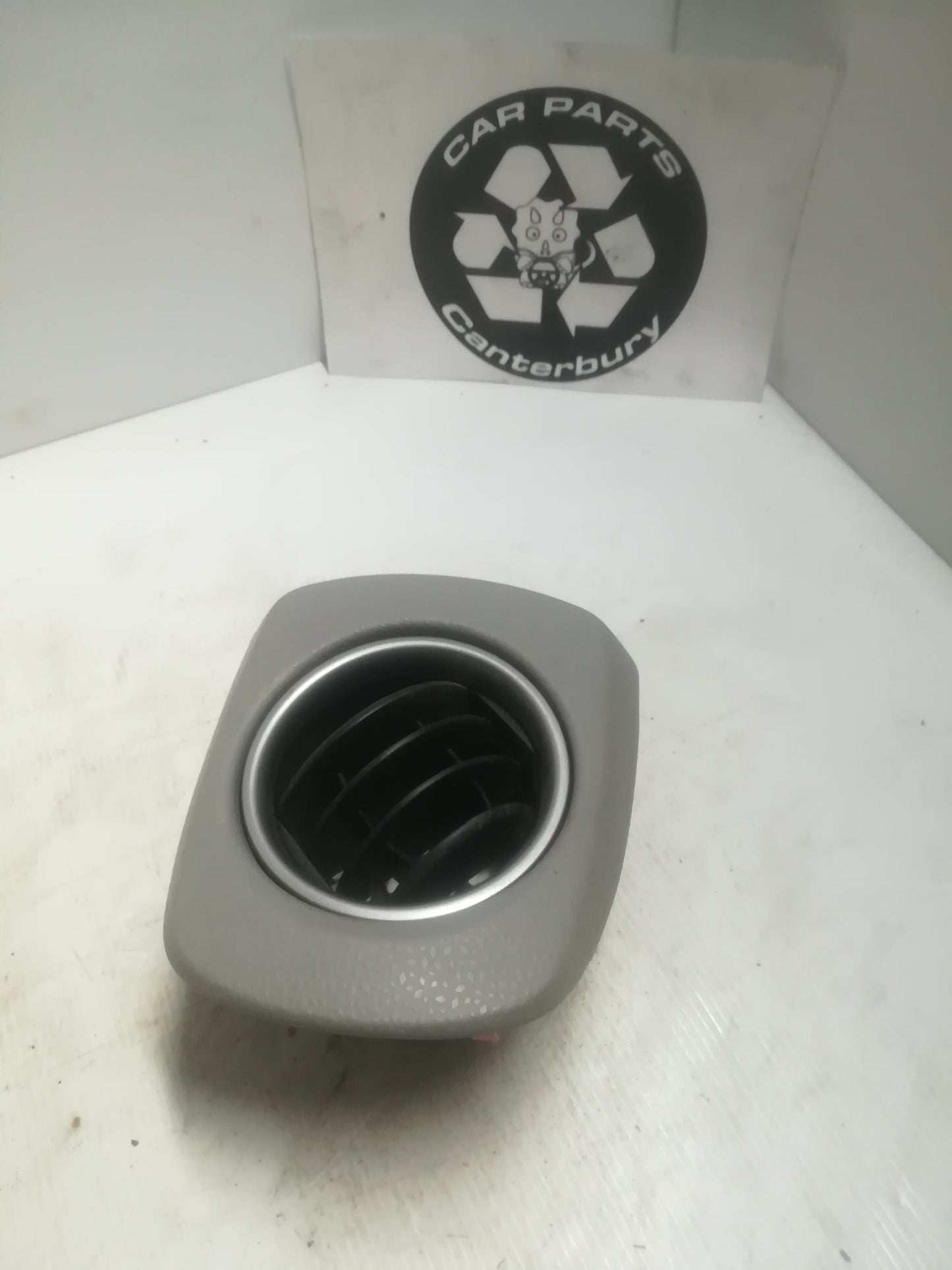 dash vent