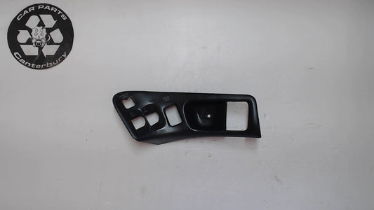 Door Handle & Window Switch Surround Trim R