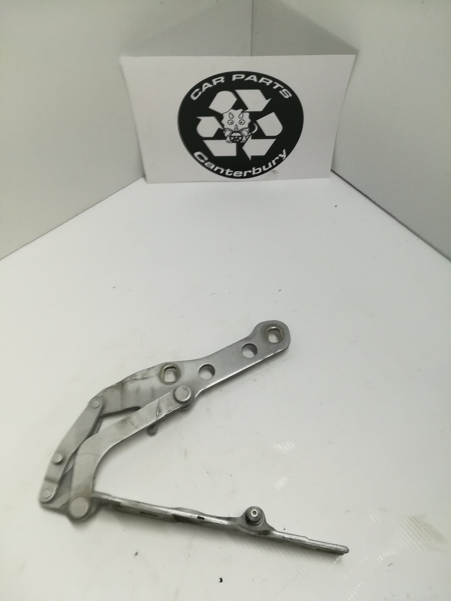 Bonnet Hinge R