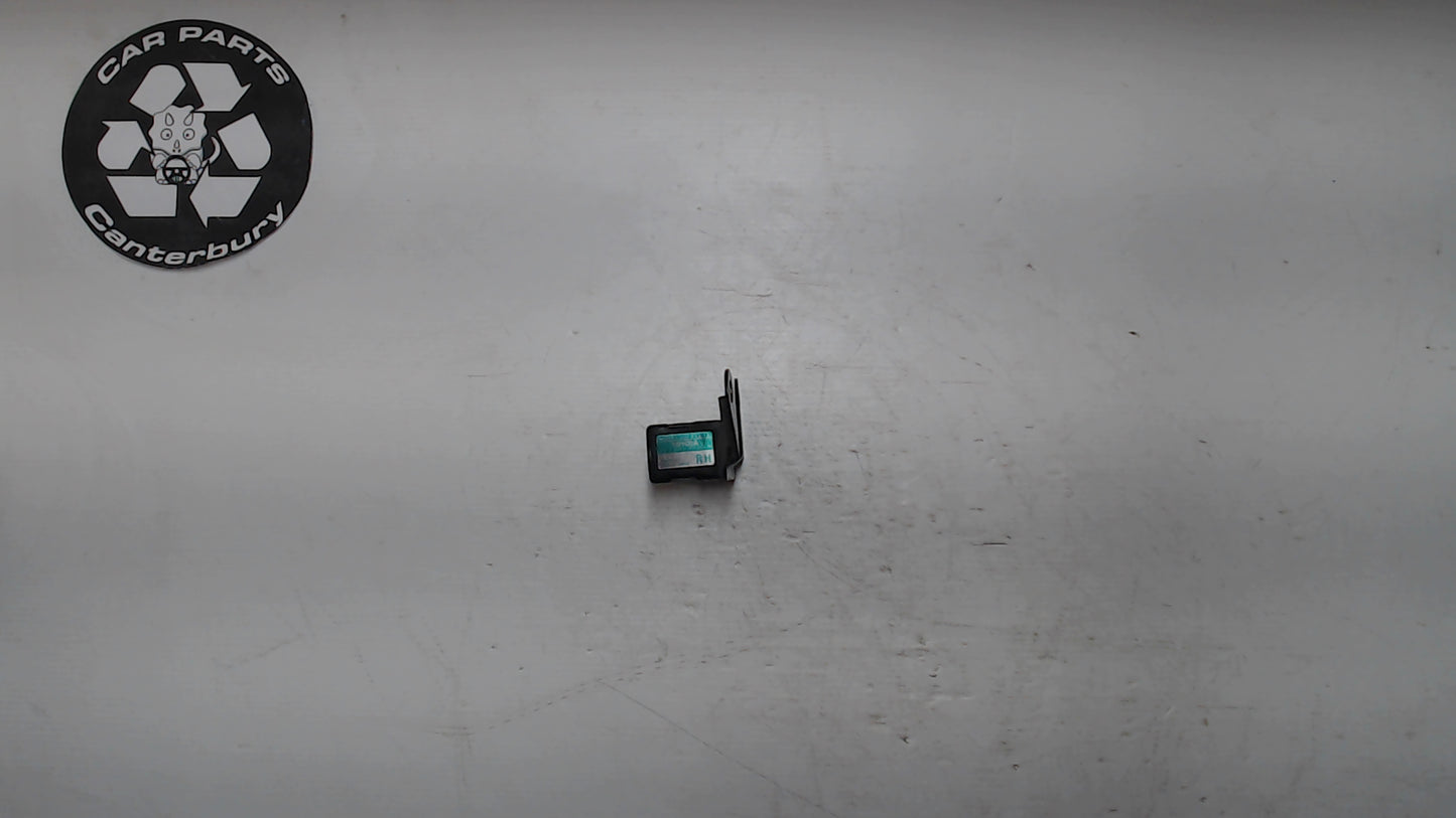 Airbag Sensor R - 8917321010