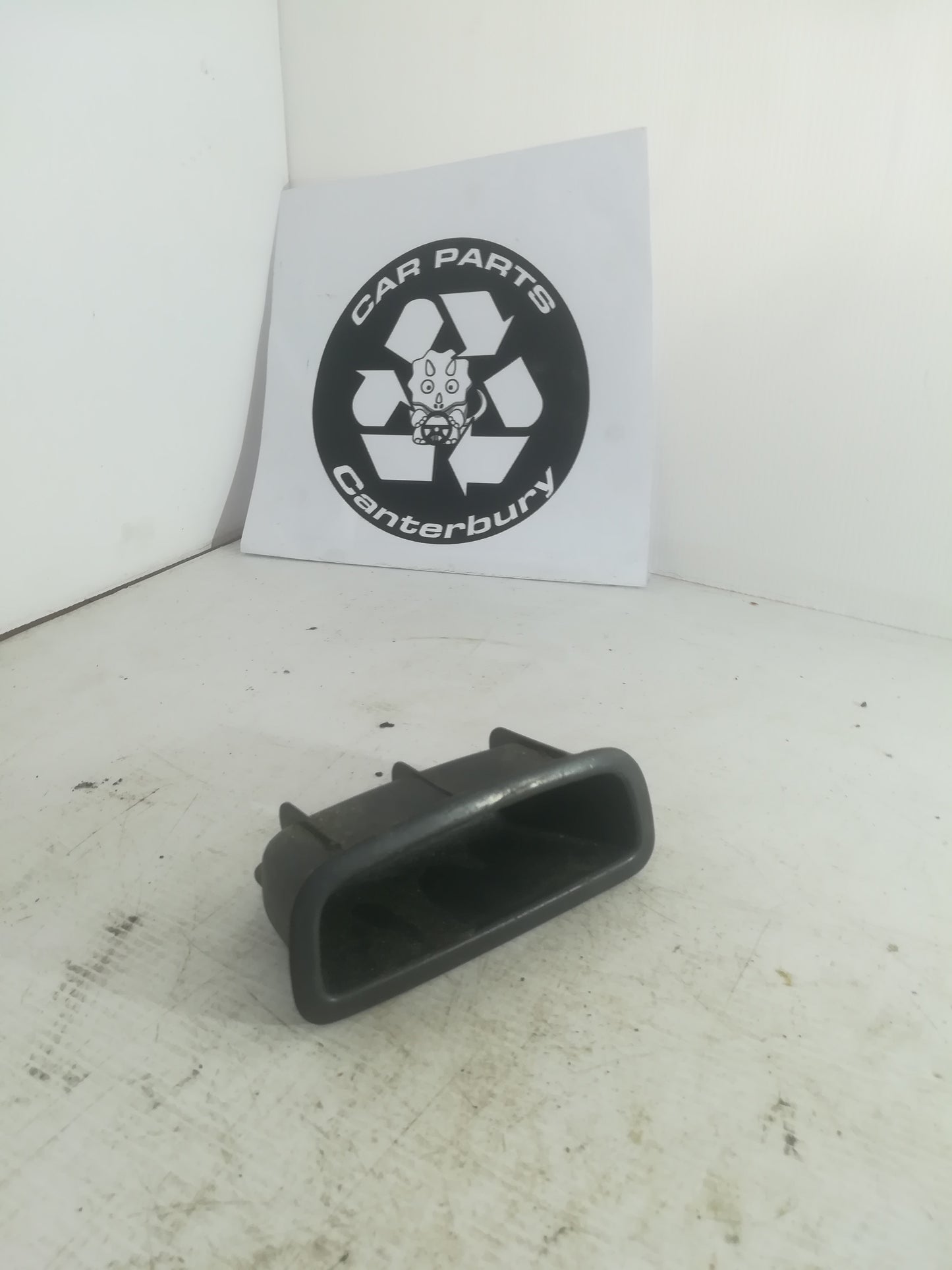 Door pocket