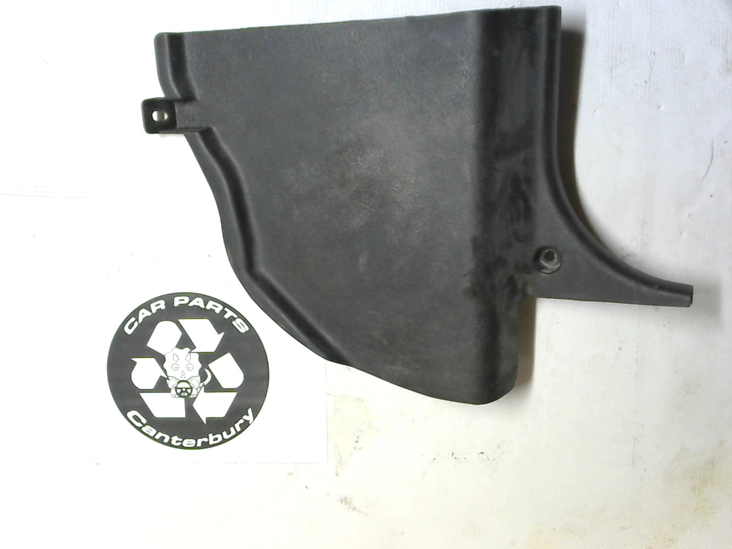 Interior Kick Panel R