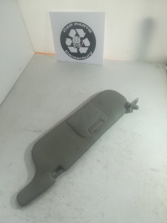 Sun visor L