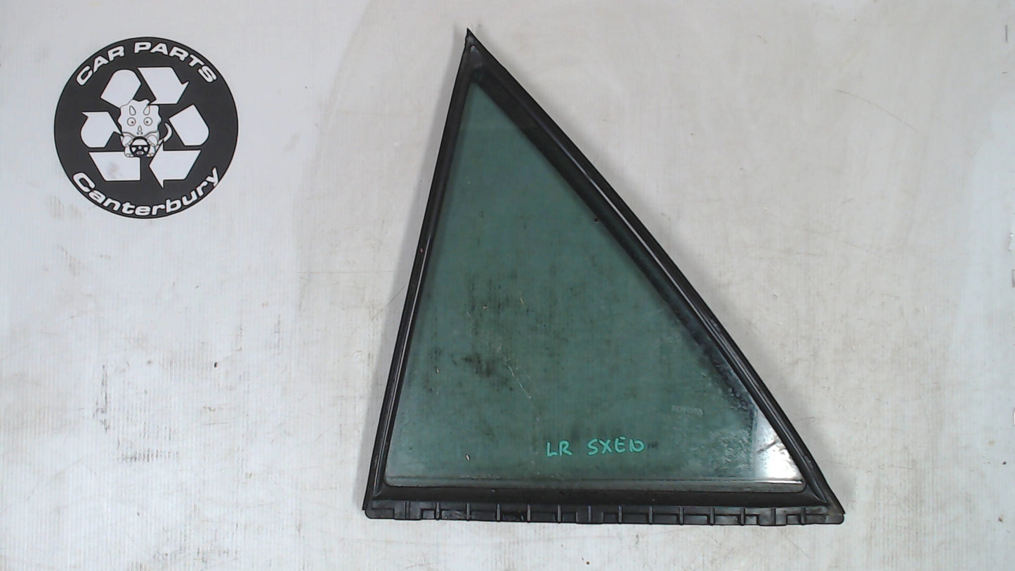 Quarter Glass R/L - M3Y8 - PT 5989449