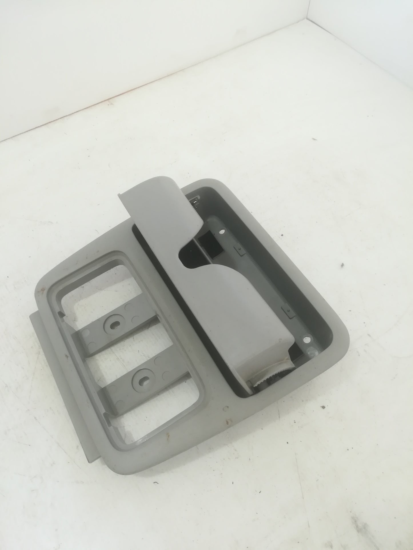 Sunglass Holder - Roof