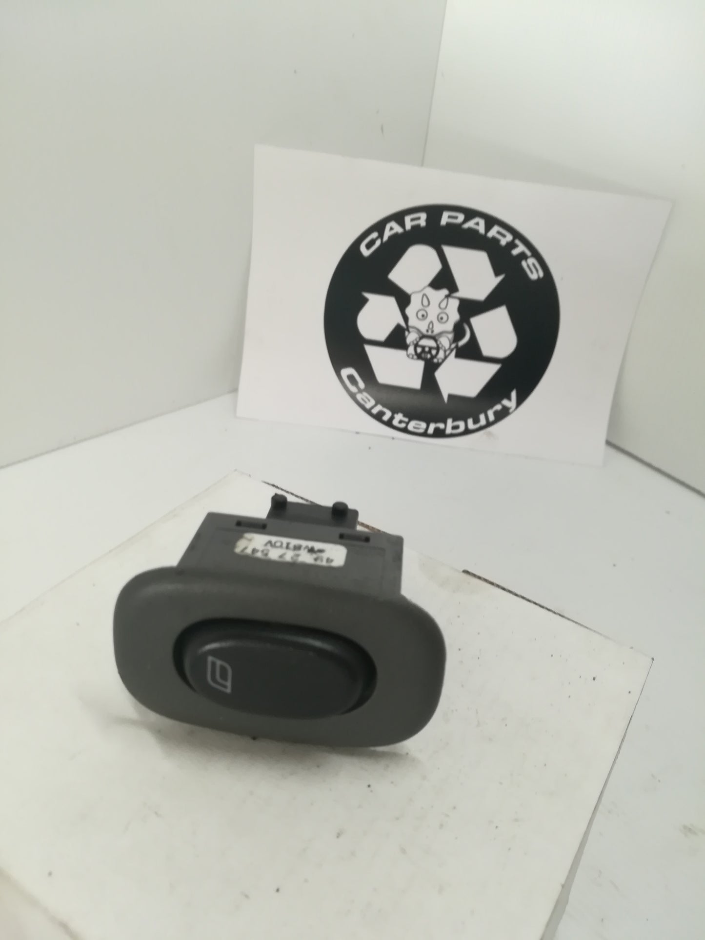 Window Switch 49 27 547 w328k