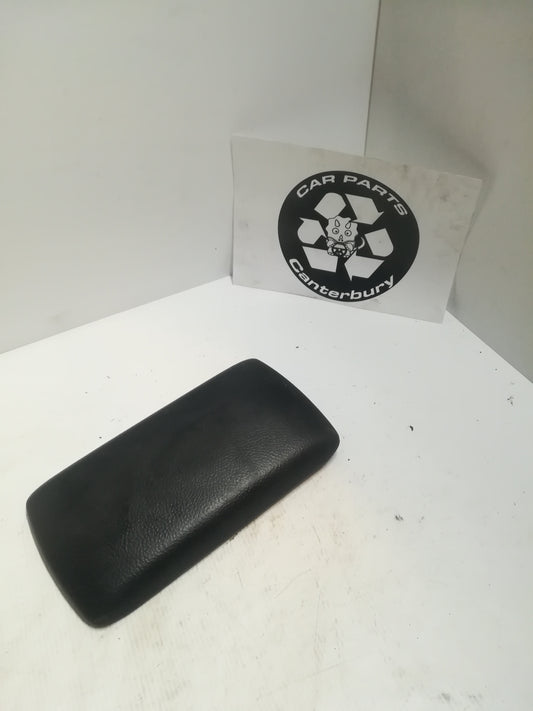 Center console armrest lid -