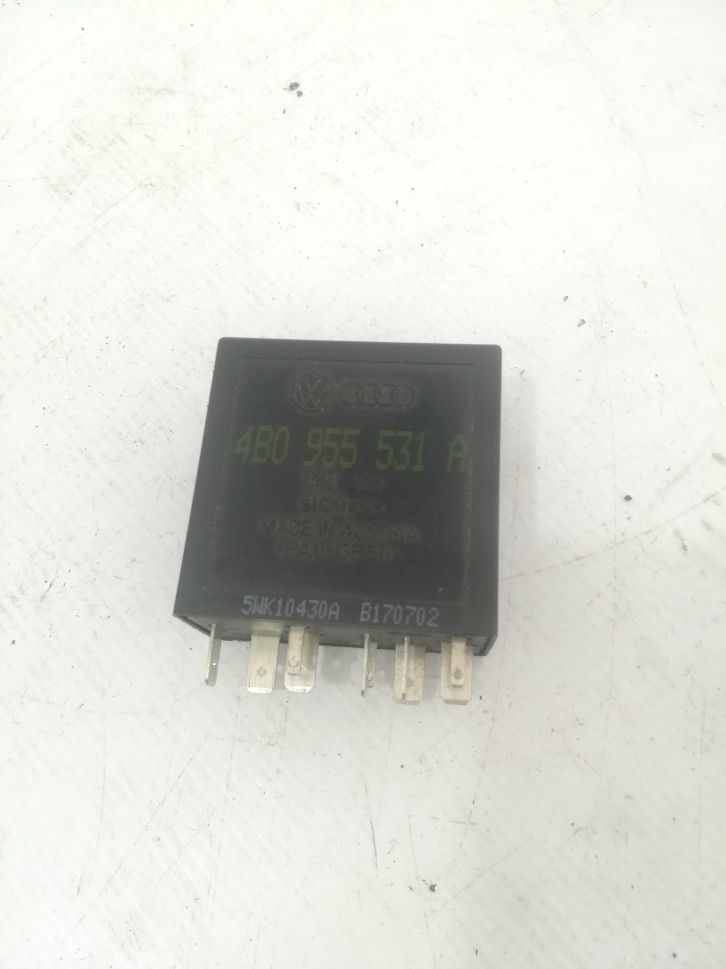 Relay 377 - 4bo 955531 a