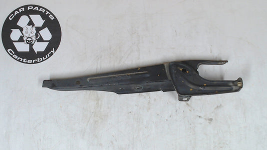 Brace - Vertical Radiator Support Center Brace