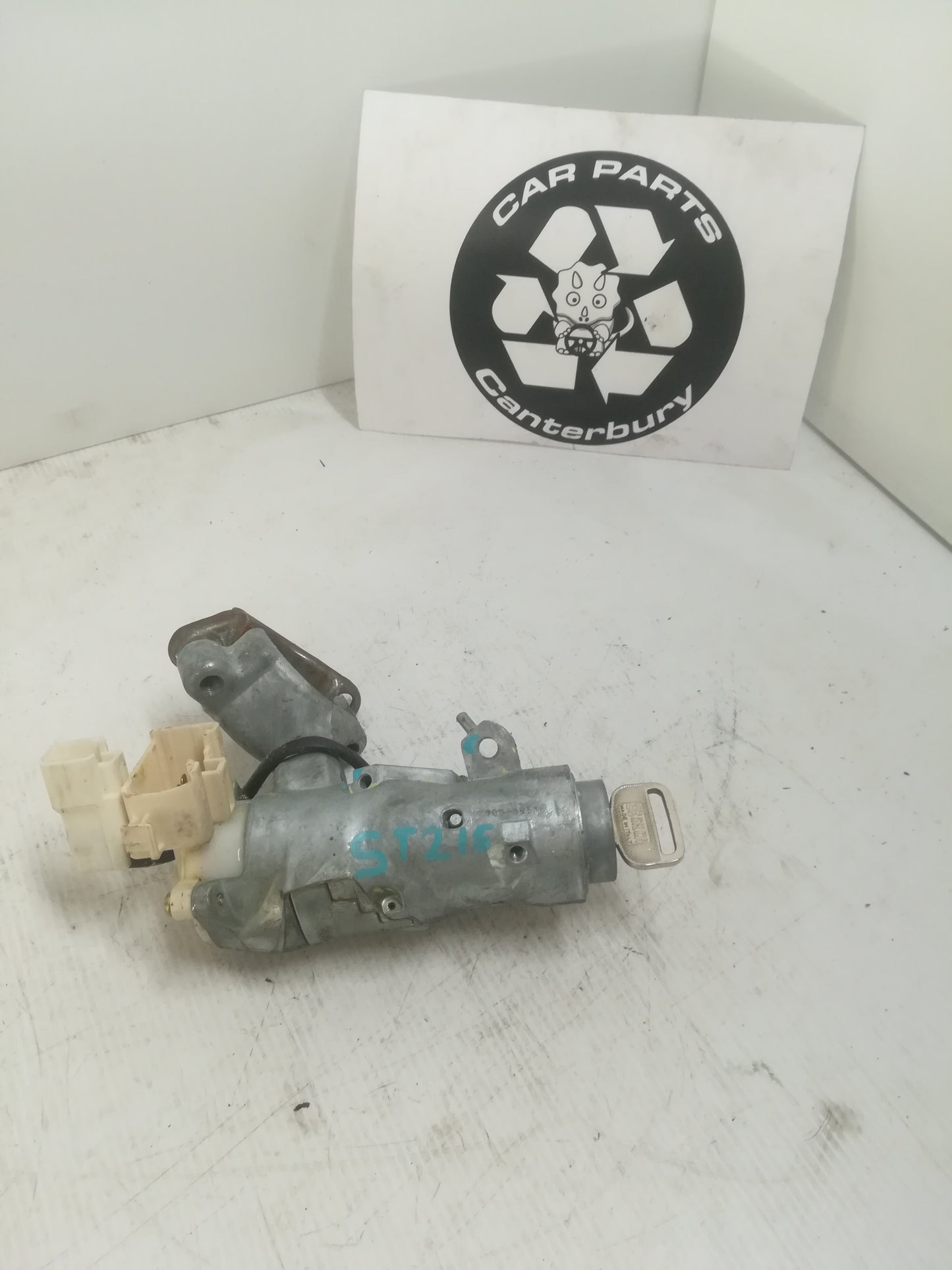 Ignition Barrel w/Key