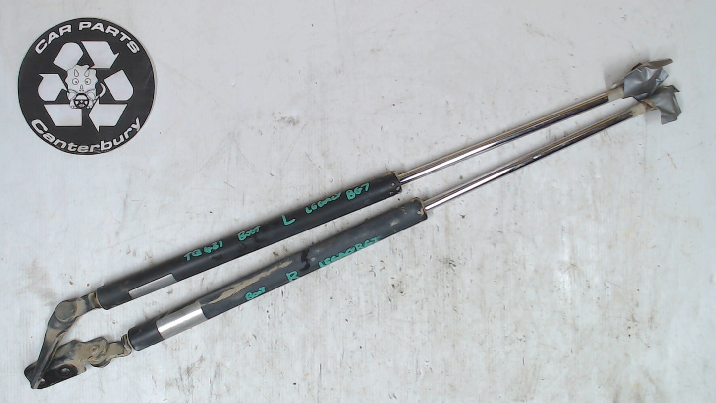 Gas Struts - Boot - Pair